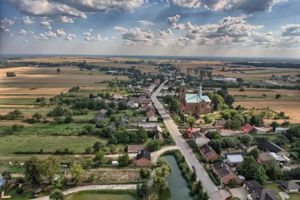 Mural ku czci Reymonta w Kobielach Wielkich – gmina upamiętnia noblistę