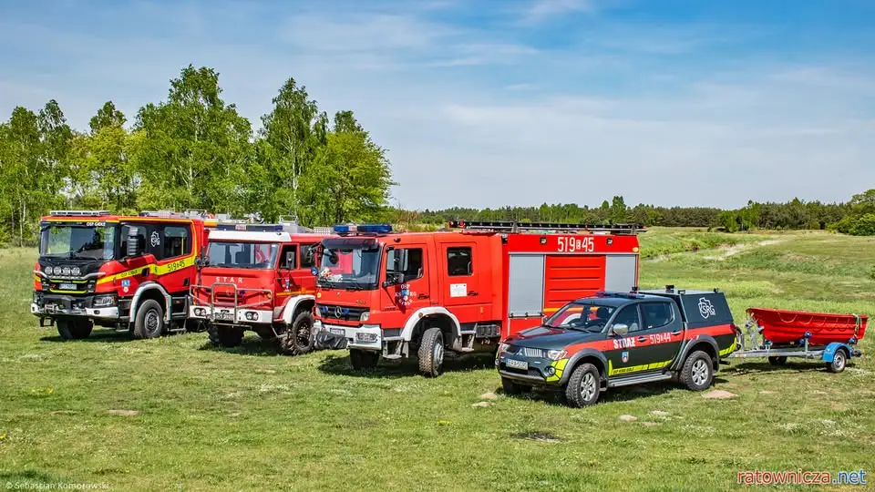 Awarie sieci wodociągowej w Gidlach i Pławnie – dystrybucja wody pitnej przy remizach OSP