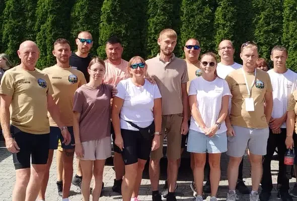 Strażacy z OSP Dąbrówka, Płoszów i Dmenin dotarli do Zakopanego po 250 km rowerowej podróży dla Kazika