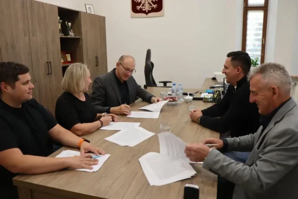 Gmina Gidle buduje magazyn w Rudzie – podpisano umowę z wykonawcą