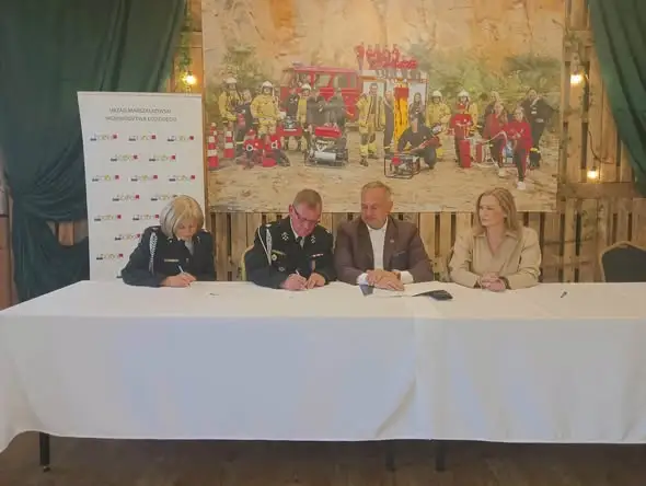 OSP Dobryszyce podpisało umowę na wsparcie z budżetu województwa łódzkiego