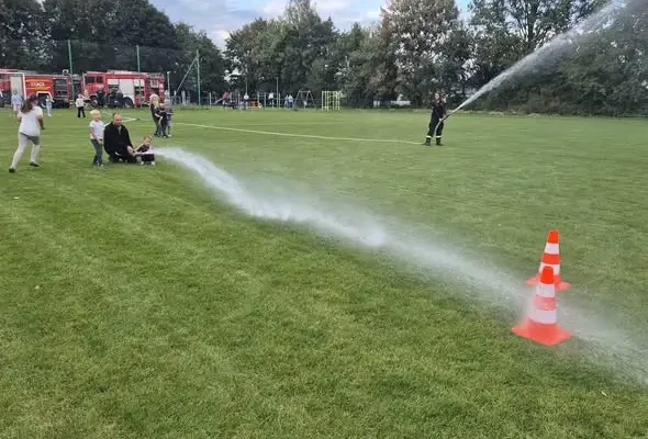 Strażacy z OSP Masłowice na festynie „Pożegnaj z nami lato”
