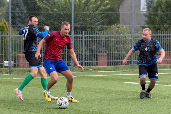 Radomszczańska Liga Szóstek: Żubry na czele po jedenastej kolejce