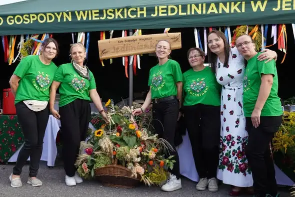 Dożynki Gminne w Ładzicach 2026 – Święto Chleba zgromadziło mieszkańców i gości