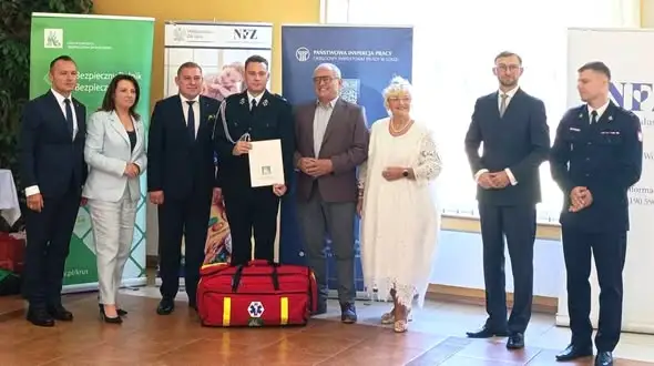 Strażacy z OSP Dąbrówka nagrodzeni na konferencji KRUS w Łodzi
