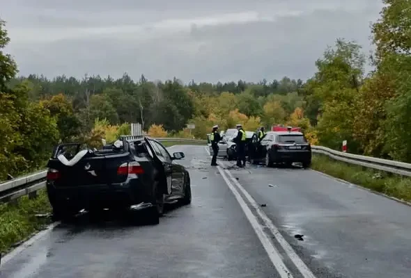 Śmiertelny wypadek na DK91 w Kamieńsku – nie żyje 77-latek