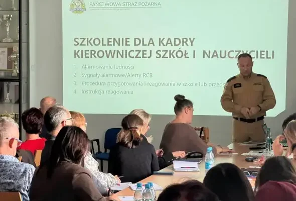 Szkolenie dla nauczycieli z Radomska: jak reagować w sytuacjach kryzysowych w szkole