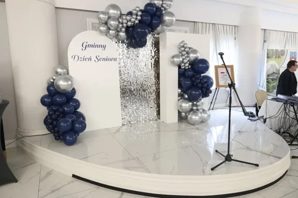 Gminny Dzień Seniora w Gidlach – ponad 150 osób świętowało w Domu Weselnym