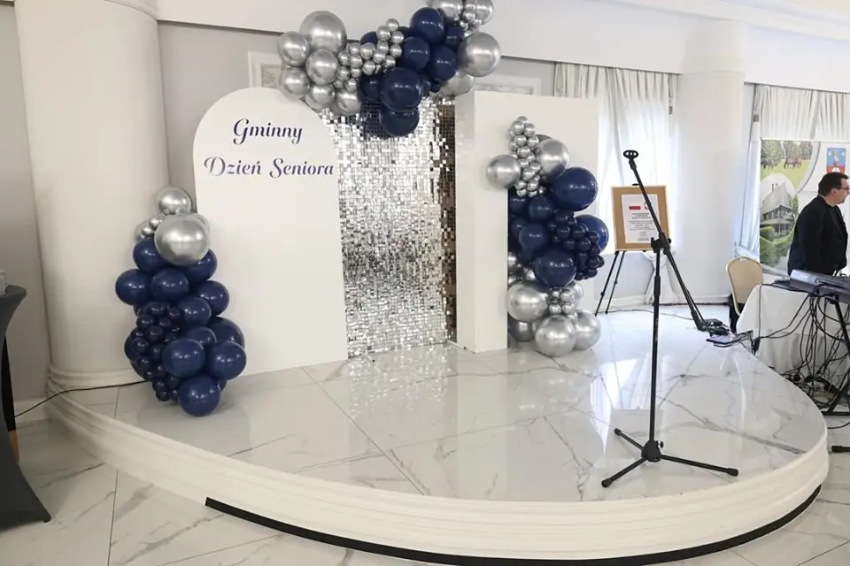 Gminny Dzień Seniora w Gidlach – ponad 150 osób świętowało w Domu Weselnym